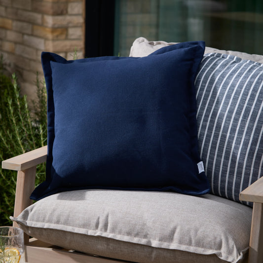 Yard Holmfirth Outdoor Cushion - Navy