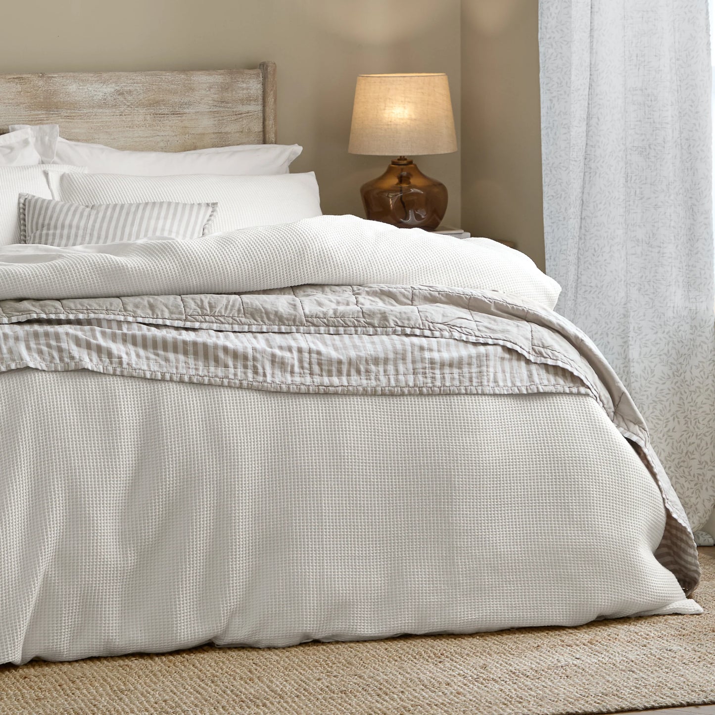 Yard Hebden Relaxed Waffle Duvet Cover Set - Chalk