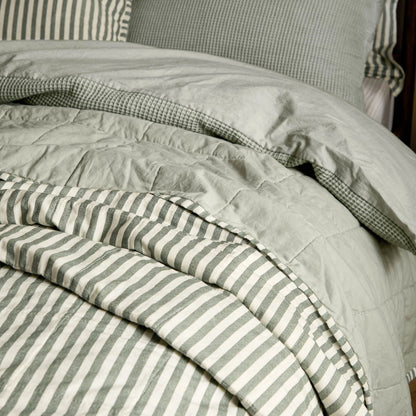 Yard Hebden Quilted Bedspread - Forest/Bay Green