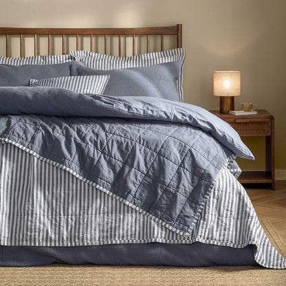 Yard Hebden Quilted Bedspread - Navy/Denim Blue