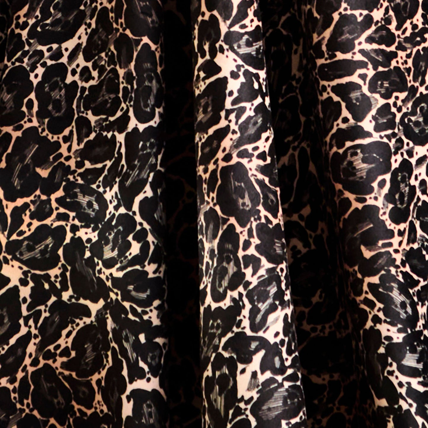 Laurence Llewelyn-Bowen Josephine Velvet Throw - Gold