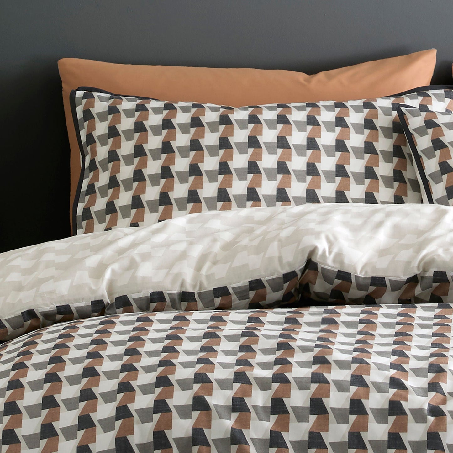 Appletree Hygge Jett Duvet Cover Set - Brown/Bracken