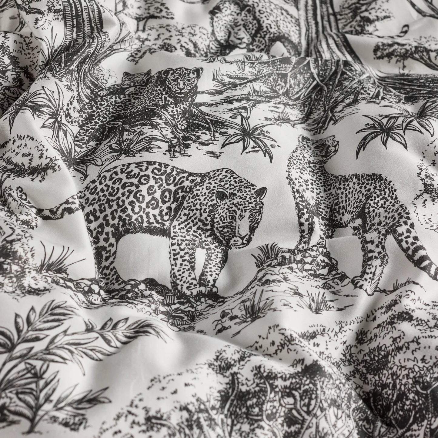 Clarke & Clarke Kisumu Duvet Cover Set - Monochrome