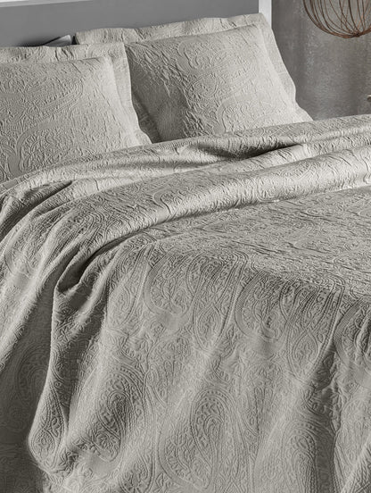 Design Port Kashmir Bedspread - Taupe