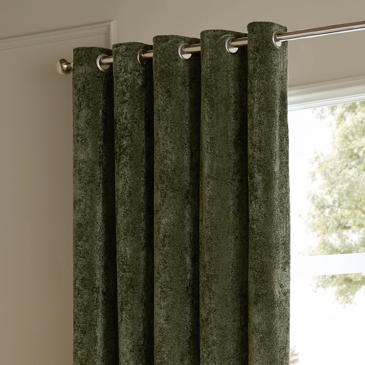 Paoletti Lustre Velvet Eyelet Curtains - Malachite Green