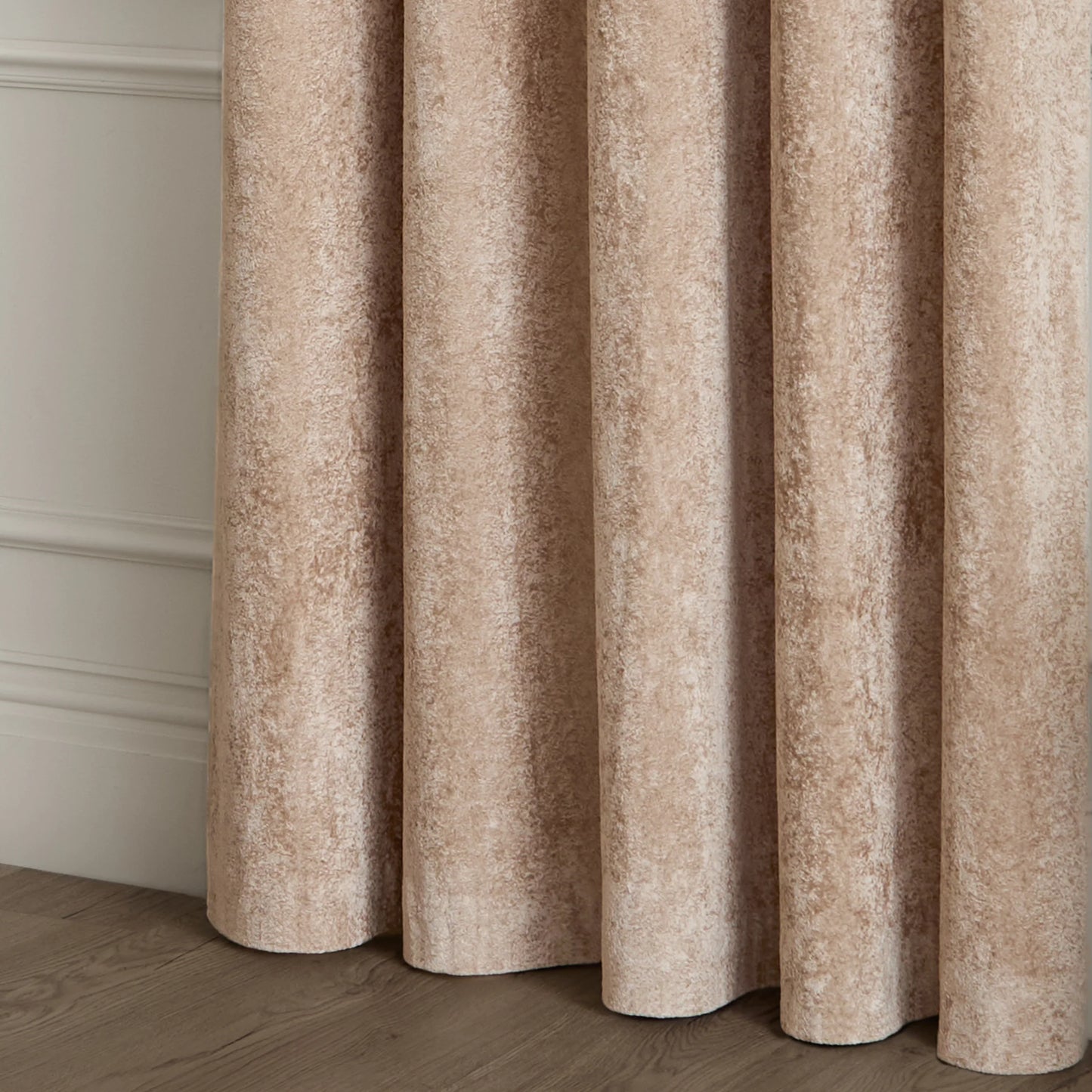 Paoletti Lustre Velvet Eyelet Curtains - Oyster