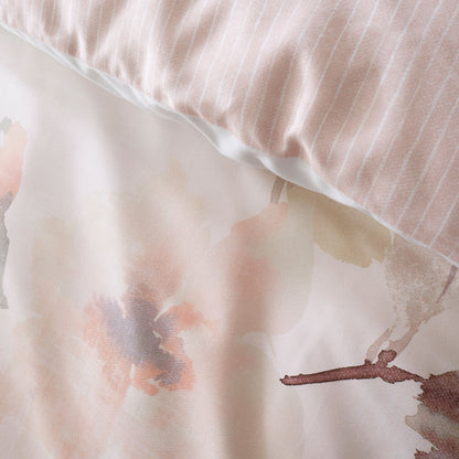Mia Floral Blooms Duvet Cover Set in Natural - Duvet Cover Set - Soiree