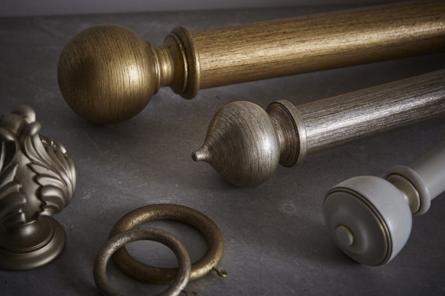 Hallis Museum Asher 55mm Wooden Curtain Pole Finial - Cream & Gold