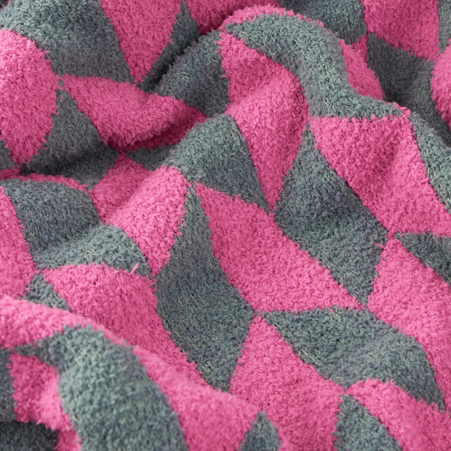 Furn Olsen Throw - Retro Pink