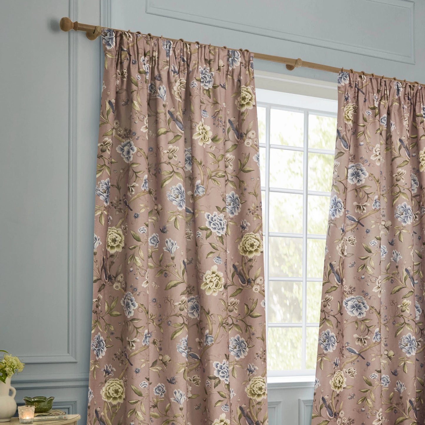 Sanderson Porcelain Garden Pencil Pleat Curtains - Blush