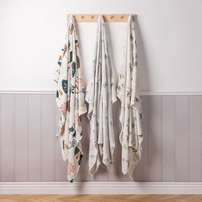 Peter Rabbit™ Classic Throw - Multicolour