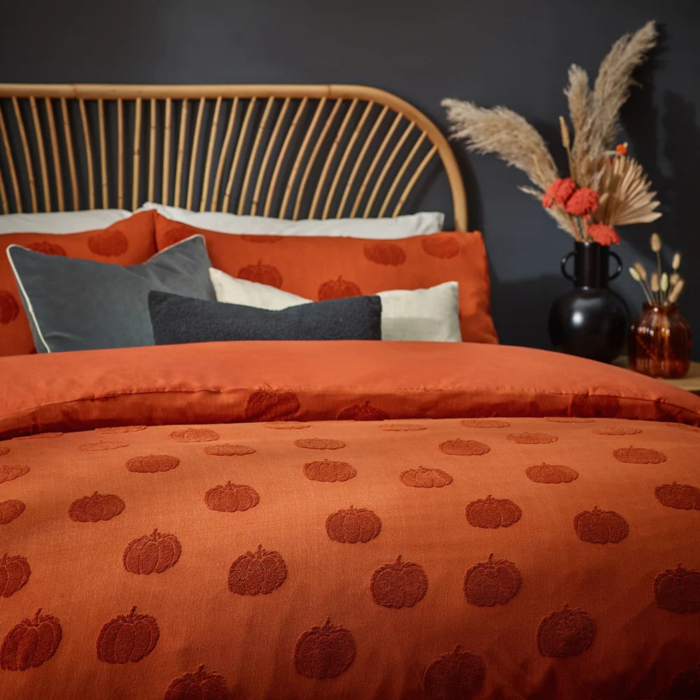Furn Pumpkin Tufted Duvet Cover Set - Spice