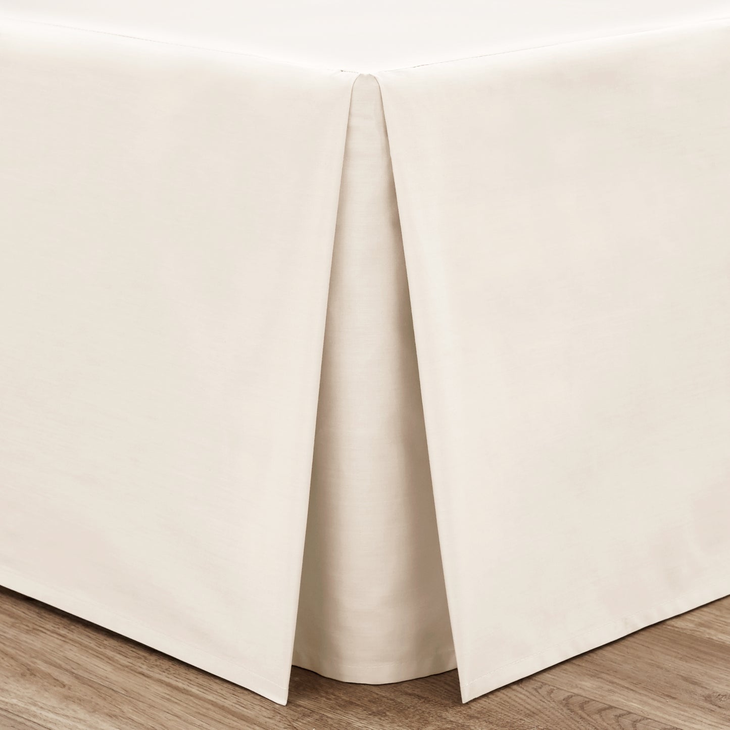 Catherine Lansfield Easy Iron Percale Fitted Sheet - Cream