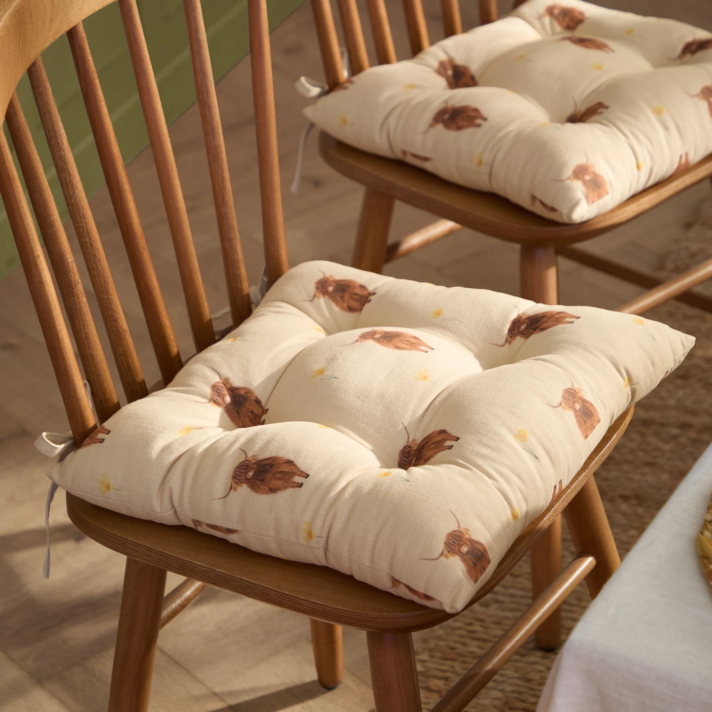 Wylder Ramble Highland Cow Seat Pads (Pair) - Natural