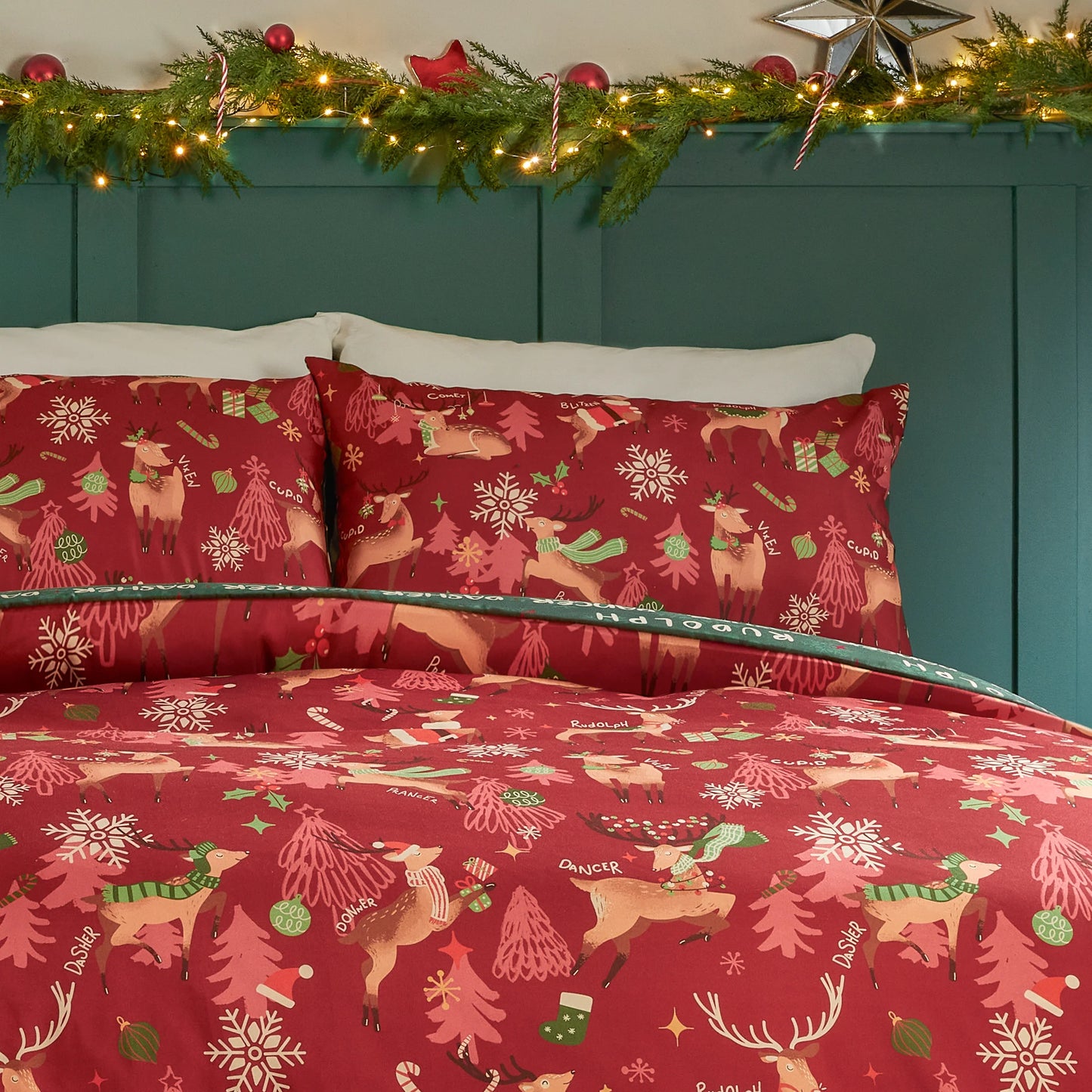 Duvet Day Sleigh Team Duvet Cover Set - Red