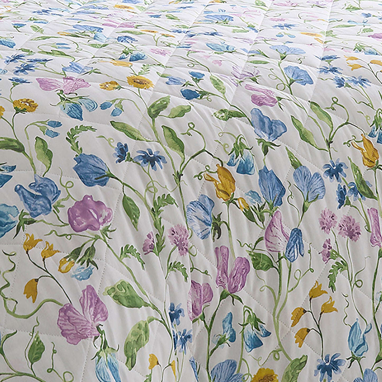 Sweetpea Floral Bedspread in Lilac 200cm x 200cm - Bedspread - Dreams & Drapes
