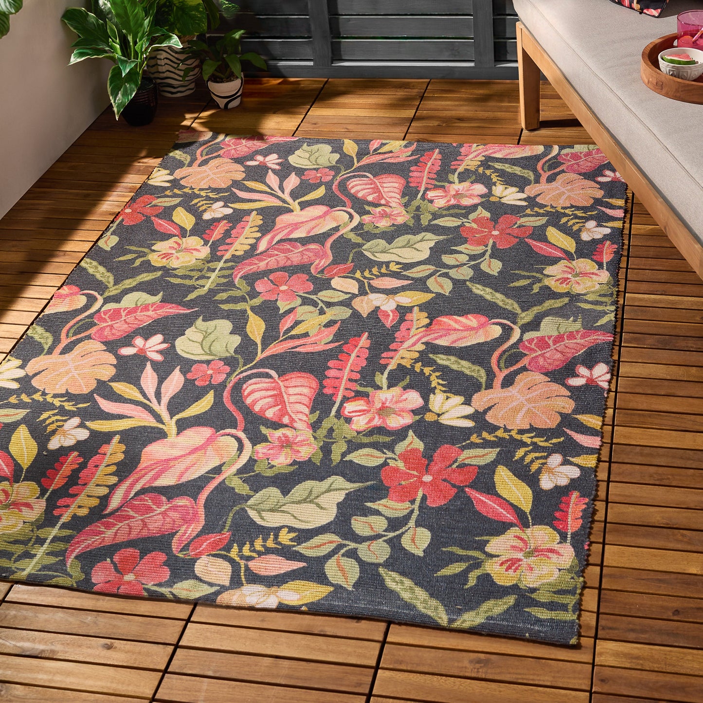 Furn Tropical Bloom Indoor/Outdoor Rug - Black