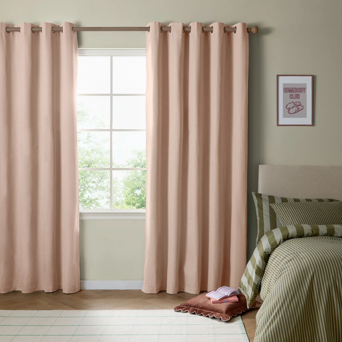 Furn Ultimate Blackout Textured Woven Eyelet Curtains - Pink