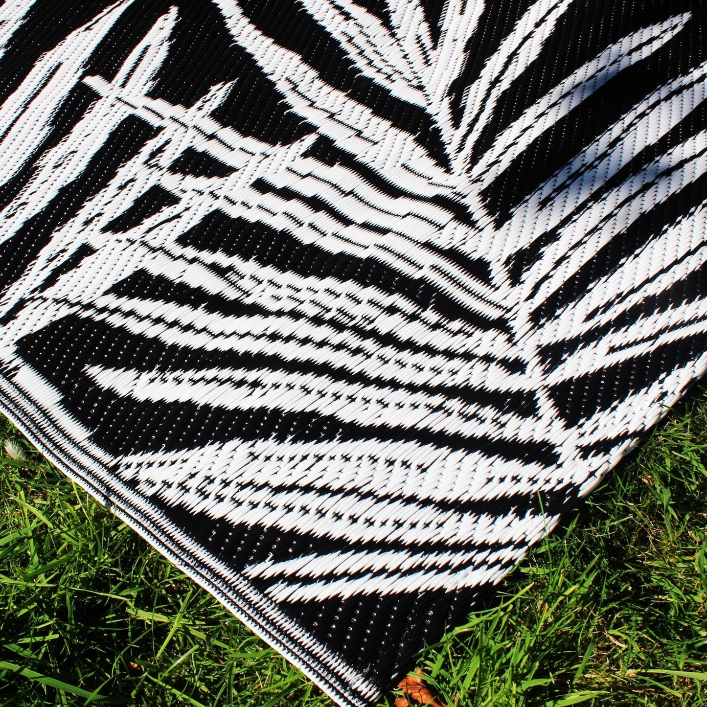 Tahiti Outdoor Rug by Dreams & Drapes Design in Black 120 x 170cm - Outdoor Rug - Dreams & Drapes Design