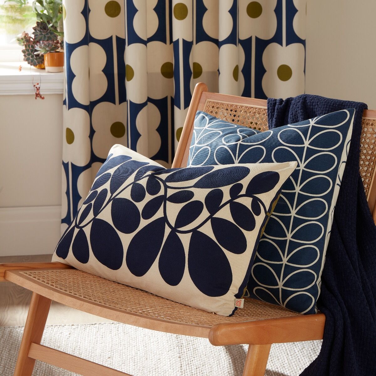 Orla Kiely Abacus Flower Eyelet Curtains - Navy