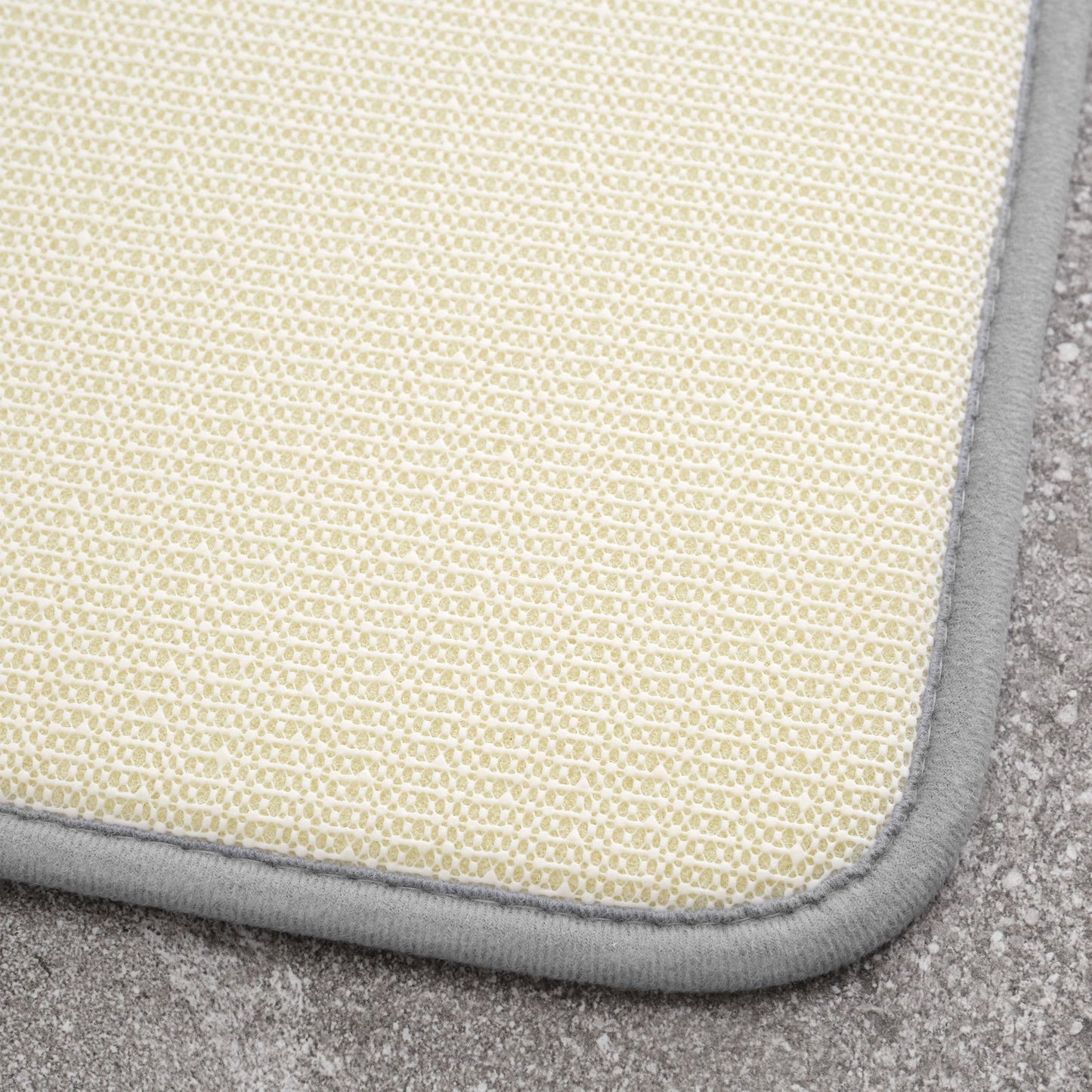 Catherine Lansfield Anti-Bacterial Memory Foam Bath Mat and Pedestal Set - Silver