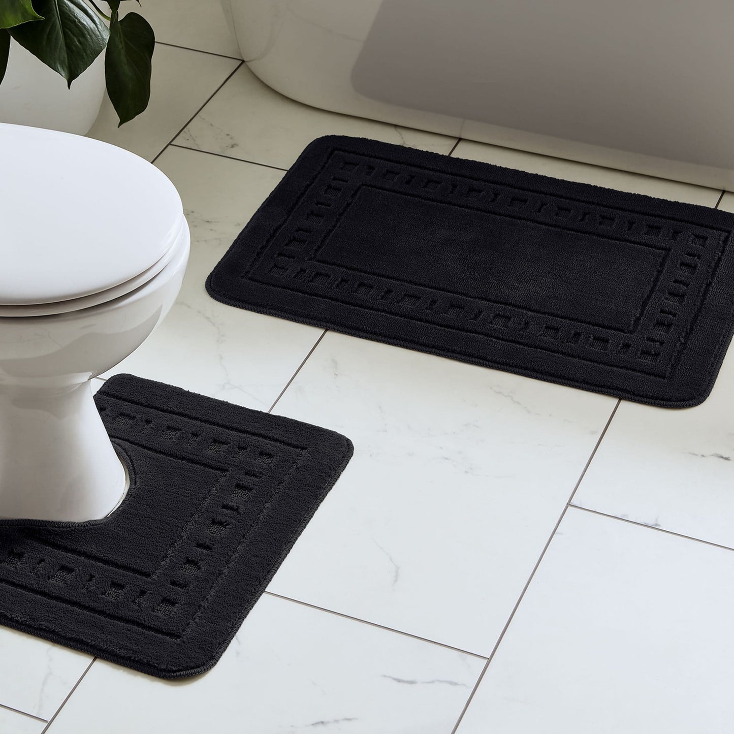 Catherine Lansfield Armoni Bath Mat and Pedestal Set - Black