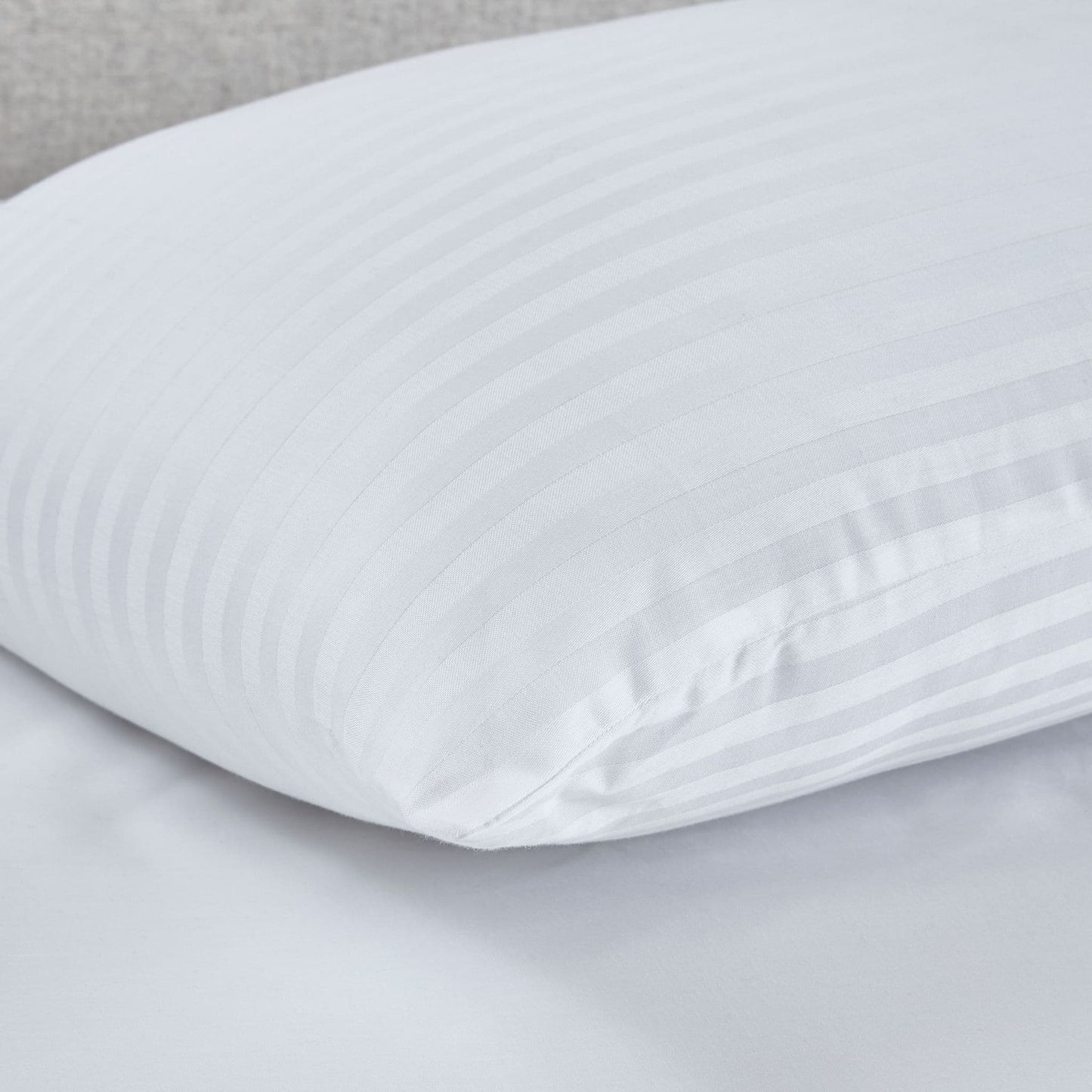 Catherine Lansfield Luxury Hotel Pillow