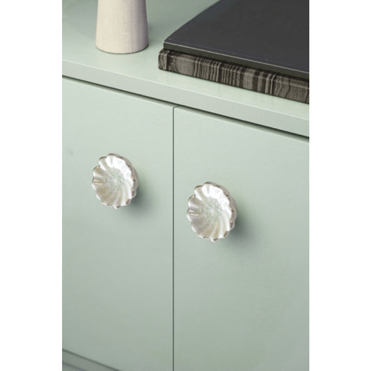 Laura Ashley Scalloped Drawer Pulls (Pack of 4) - Off White & Silver