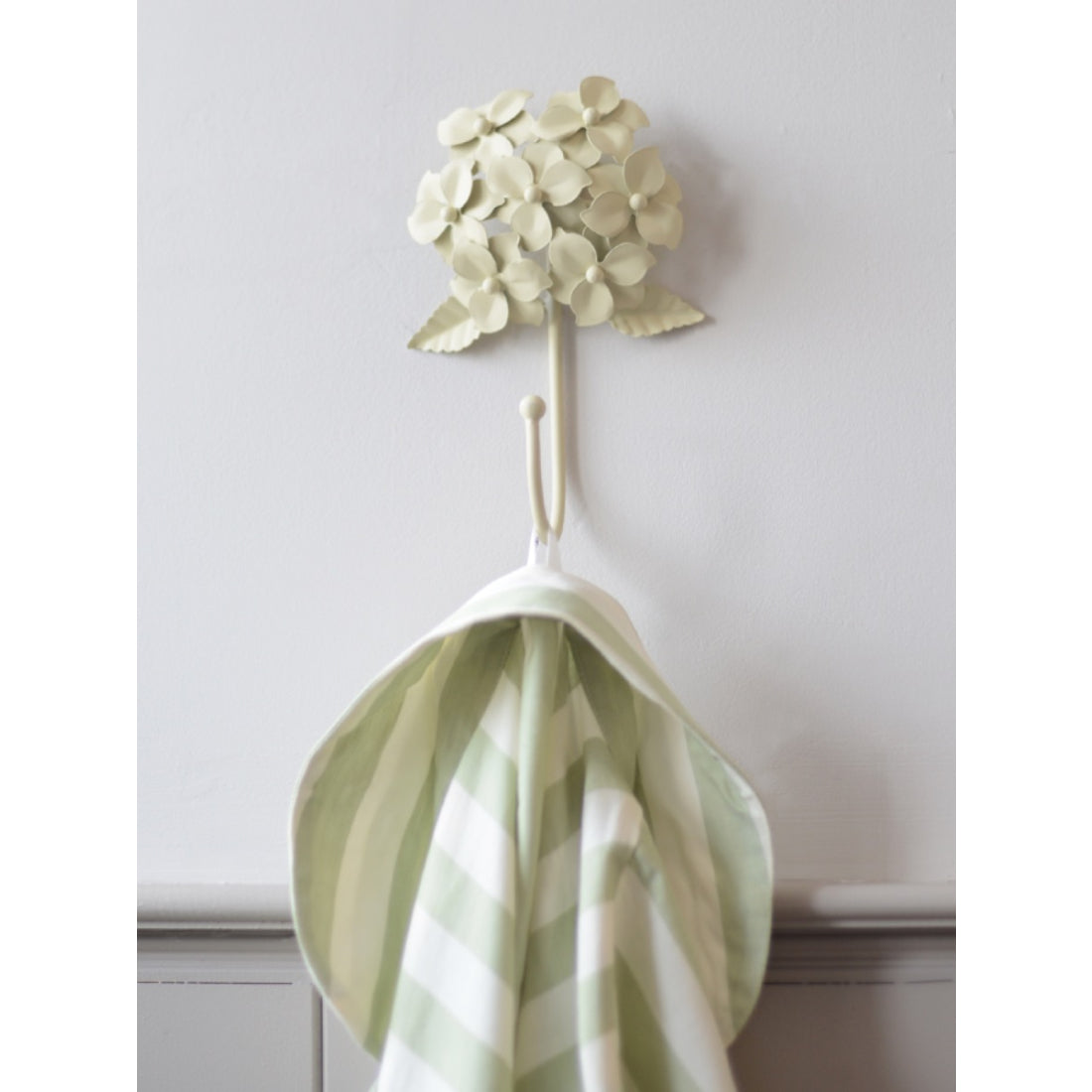 Laura Ashley Hydrangea Coat Hooks (Pair) - Cream