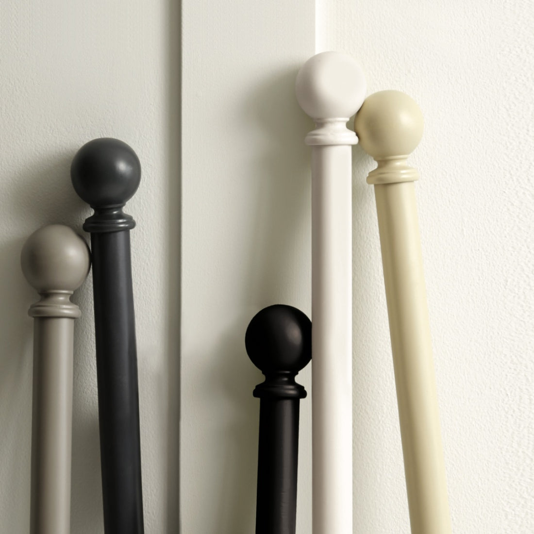 Jones Shore 35mm Wooden Curtain Rings (Pack of 6) - Ghost