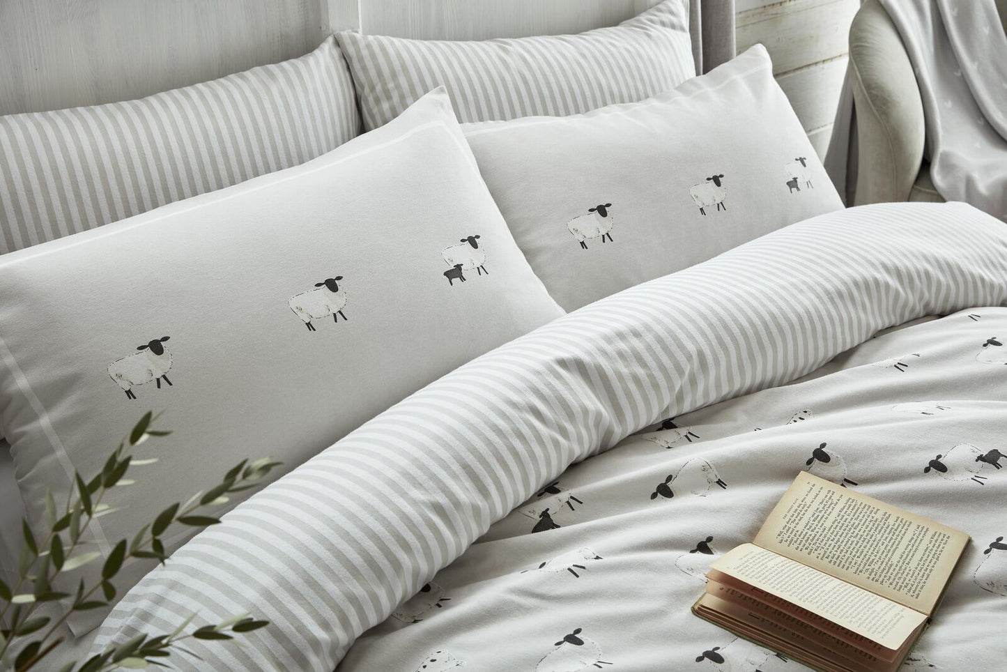 Sophie Allport Sheep Duvet Cover Set - Oatmeal