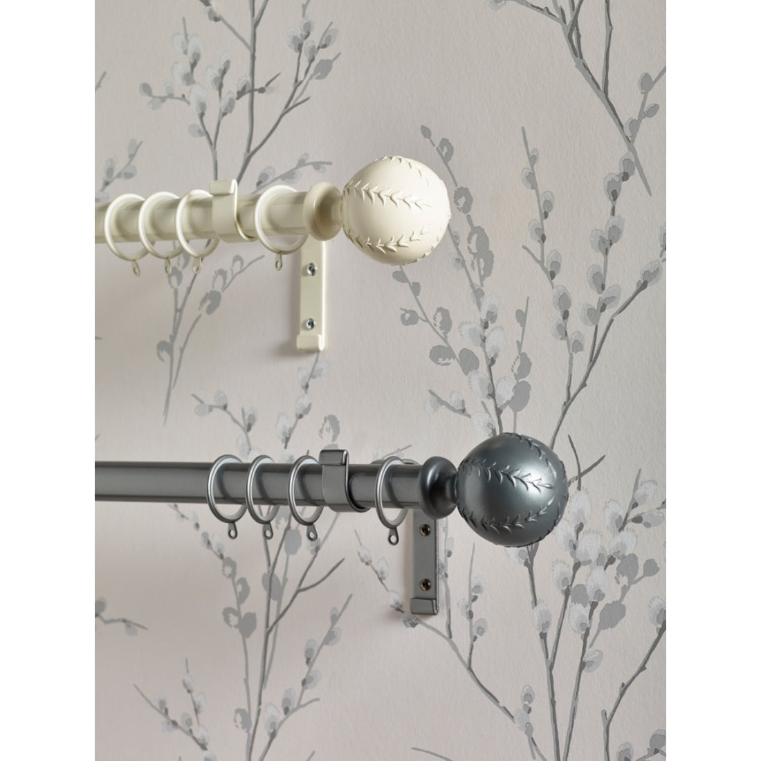 Laura Ashley Swirl 28mm Metal Curtain Pole - Cream