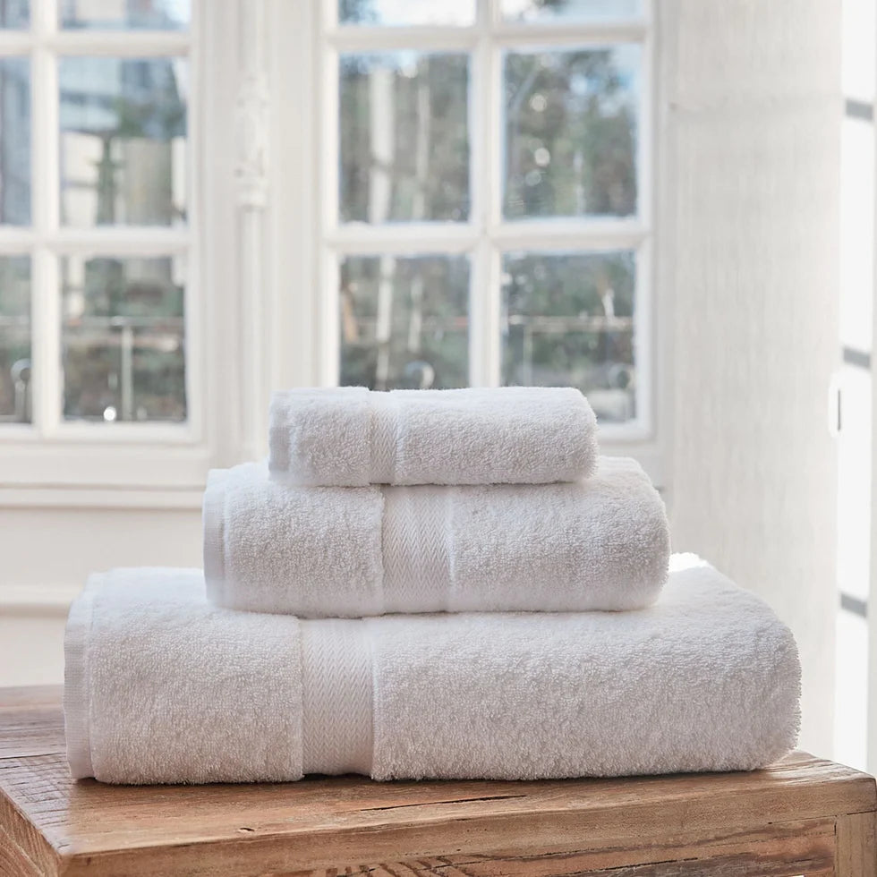 Torres Novas Almonda Bath Towels - White