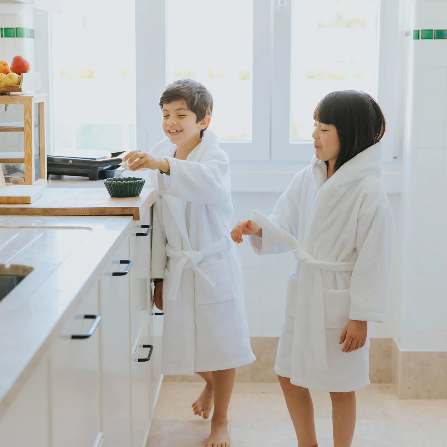 Torres Novas Kids Bathrobe - White