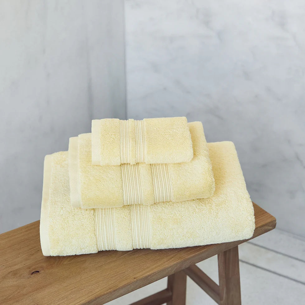Torres Novas Elegance Bath Towels - Yellow Chic