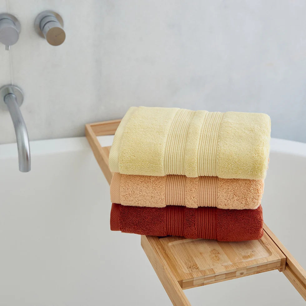 Torres Novas Elegance Bath Towels - Light Orange
