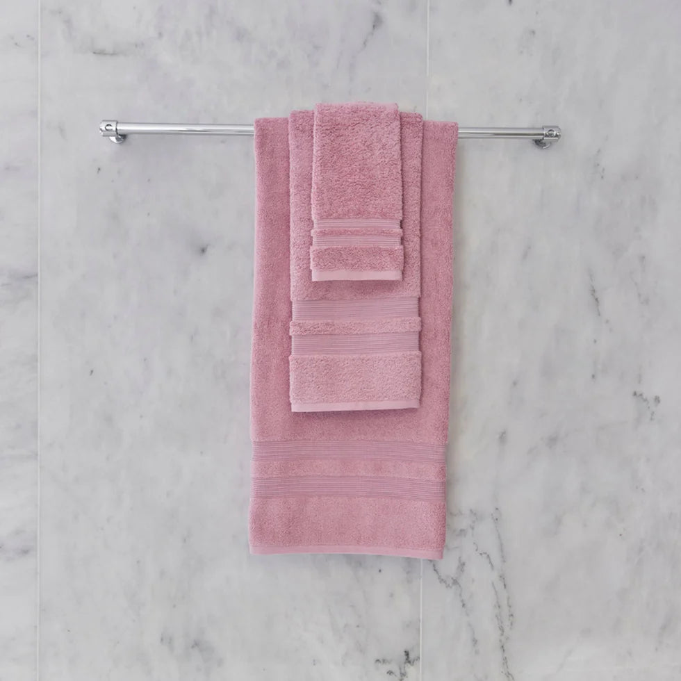 Torres Novas Elegance Bath Towels - Old Pink
