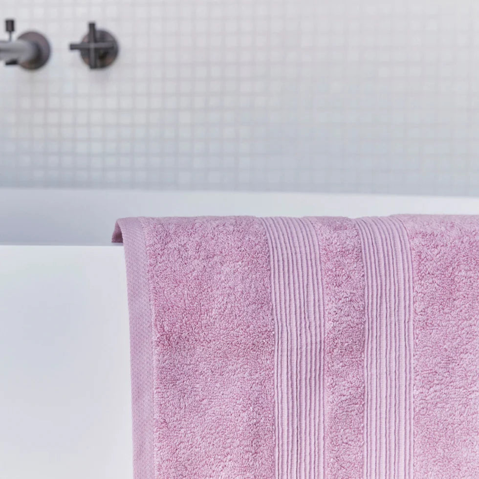 Torres Novas Elegance Bath Towels - Old Pink