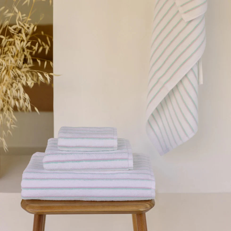 Torres Novas Lima Bath Towels - Pink With Green