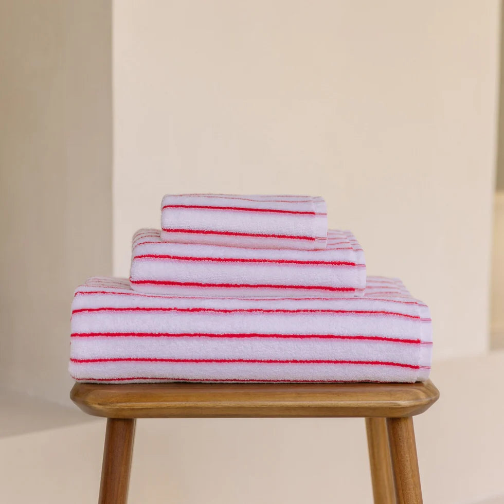 Torres Novas Lima Bath Towels - Pink With Red