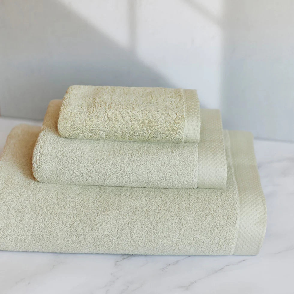 Torres Novas Luxus Bath Towels - Khaki Green