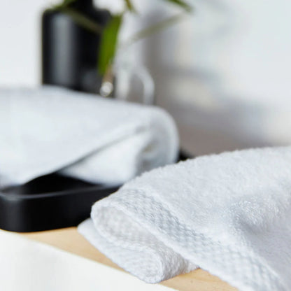 Torres Novas Luxus Bath Towels - White