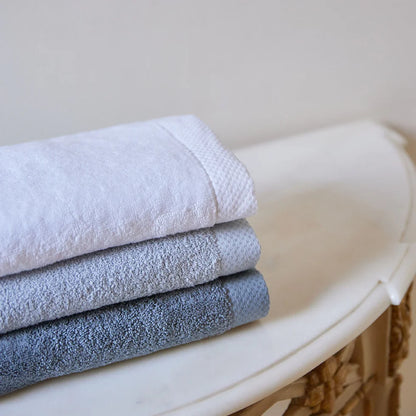 Torres Novas Luxus Bath Towels - White