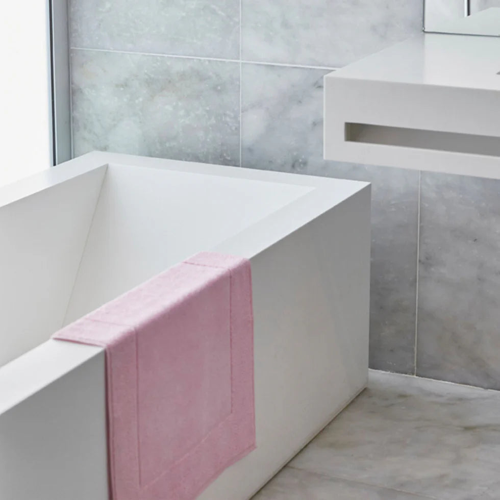 Torres Novas Bath Mat - Baby Pink