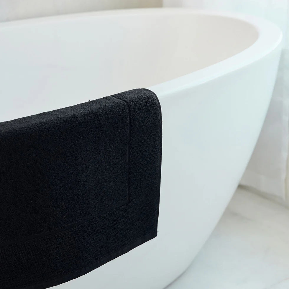 Torres Novas Bath Mat - Caviar Black
