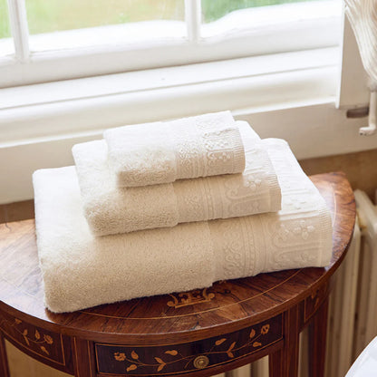 Torres Novas Piazza Bath Towels - Natural