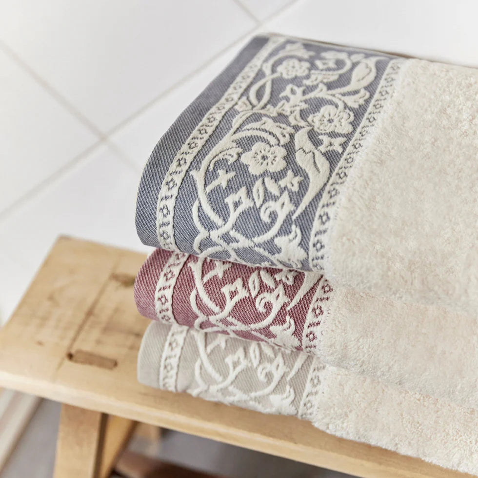 Torres Novas Royale Bath Towels - Bordeaux