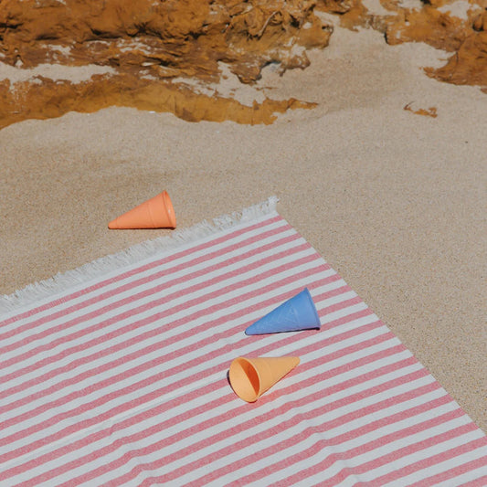 Torres Novas Barra Beach Towels - Red