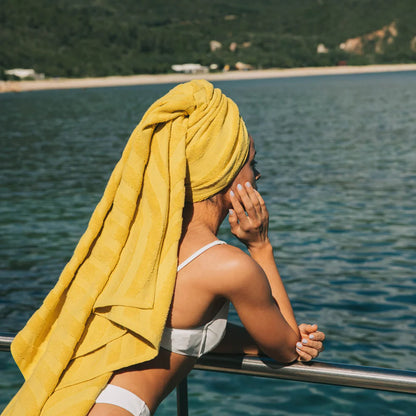 Torres Novas Mar Ondulado Beach Towel - Saffron Yellow