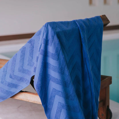 Torres Novas Mar Picado Beach Towel - Blue Flag
